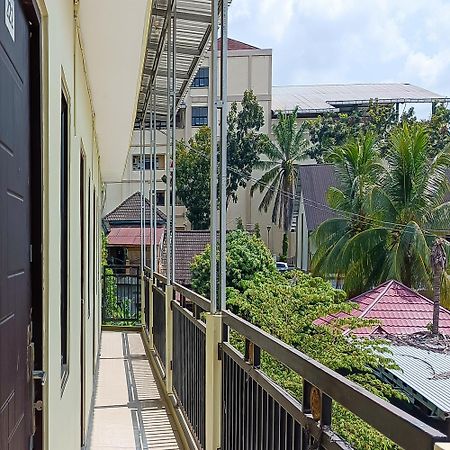 Urbanview Hotel Kharisma Banjarmasin Banjarmasin  Dış mekan fotoğraf