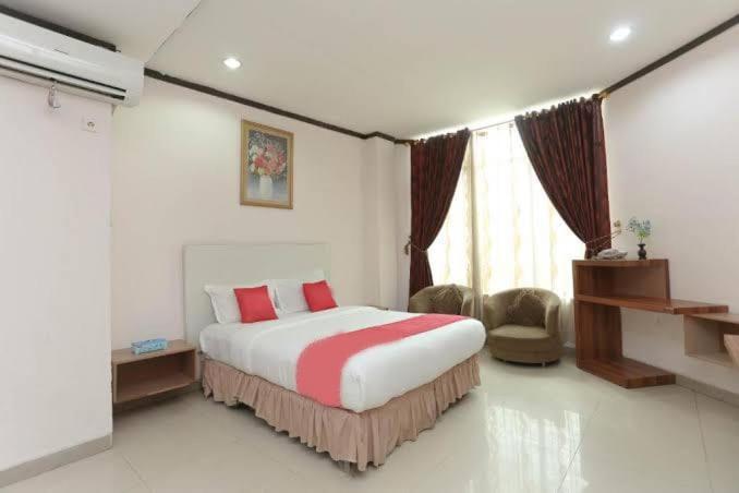 Urbanview Hotel Kharisma Banjarmasin Banjarmasin  Dış mekan fotoğraf