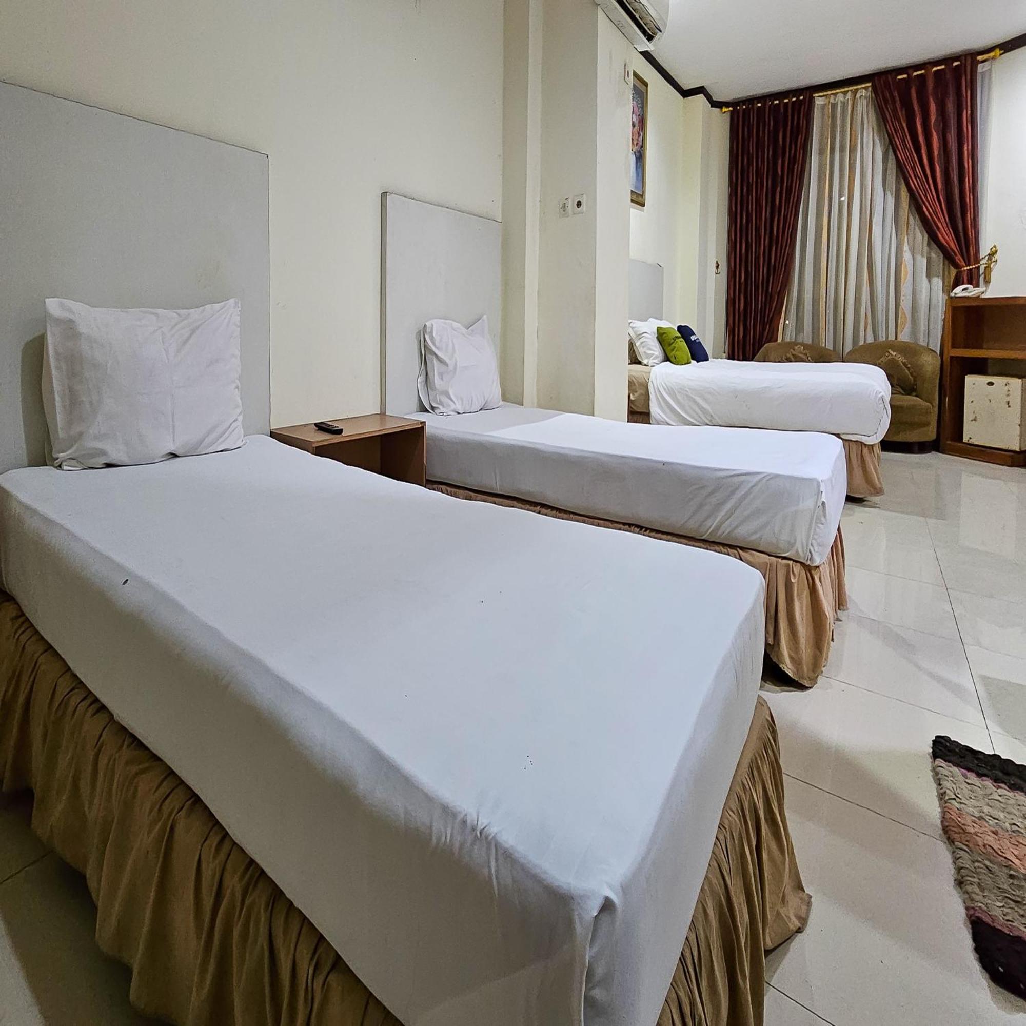 Urbanview Hotel Kharisma Banjarmasin Banjarmasin  Dış mekan fotoğraf